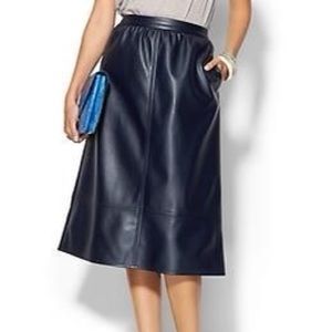 Piperlime faux leather navy skirt sz M